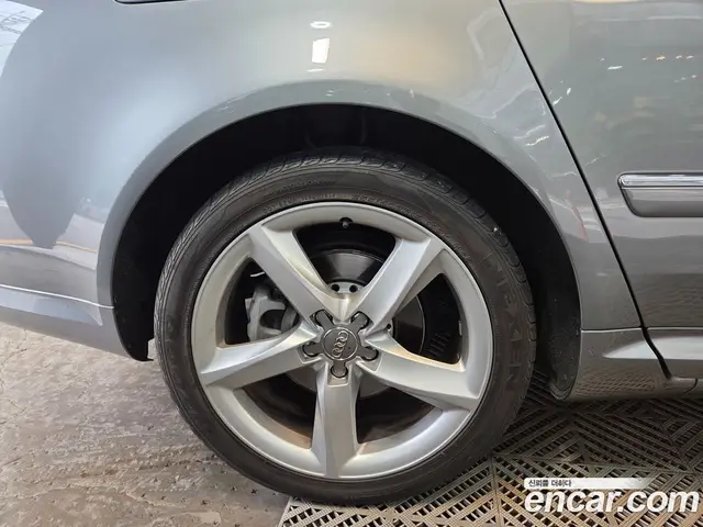 Audi A8 2010 4.2 автомат (гидро), миниатюра 12