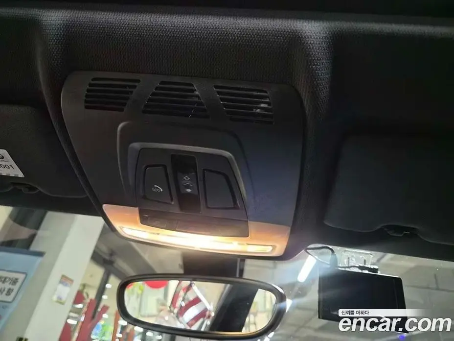 BMW 1 серия 2018 2.0 автомат (гидро), фото 15