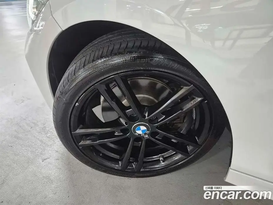 BMW 1 серия 2018 2.0 автомат (гидро), фото 20