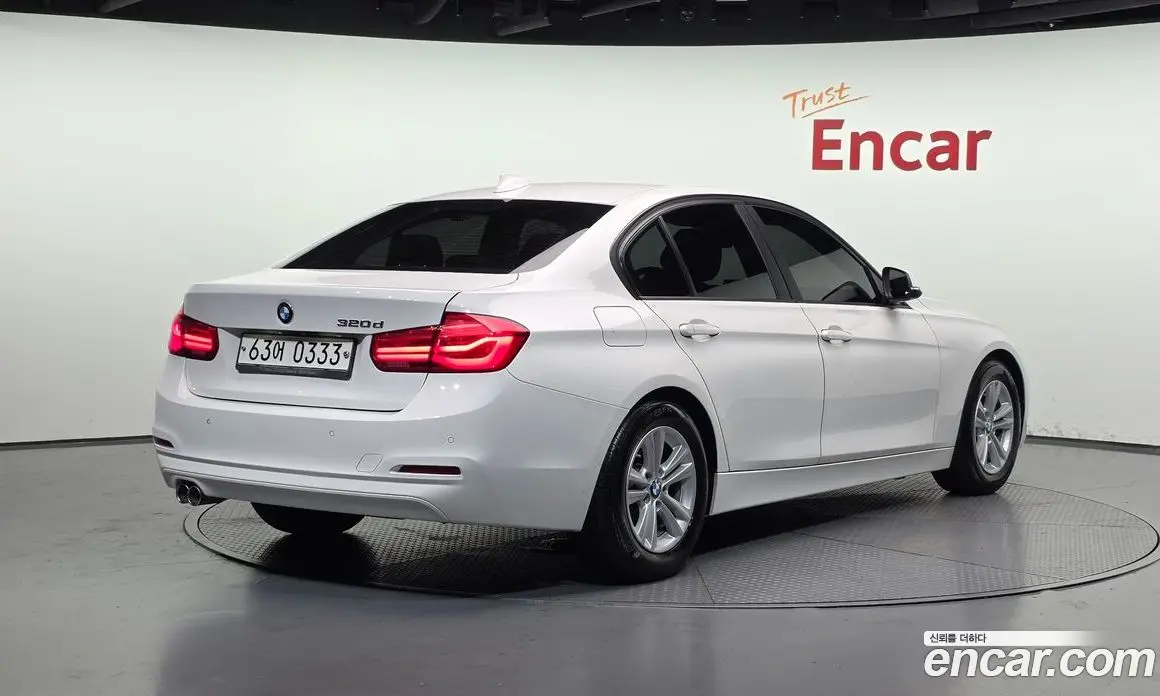 BMW 3 серия 2016 2.0 автомат (гидро), фото 2