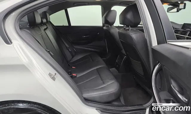 BMW 3 серия 2016 2.0 автомат (гидро), миниатюра 11