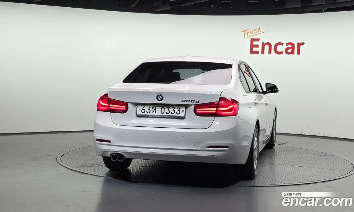 BMW 3 серия 2016 2.0 автомат (гидро), фото 4