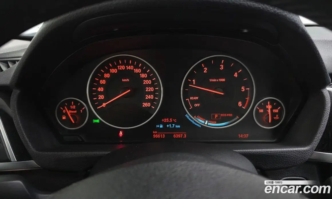 BMW 3 серия 2016 2.0 автомат (гидро), фото 8