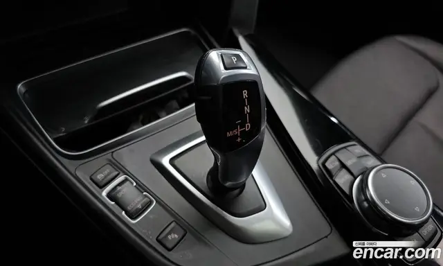 BMW 3 серия 2016 2.0 автомат (гидро), миниатюра 9
