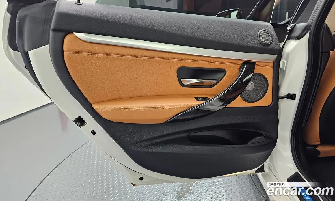 BMW 3 серия 2020 2.0 автомат (гидро), фото 15