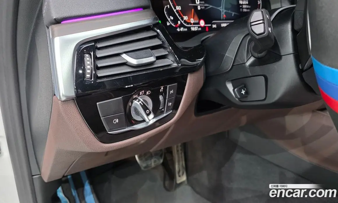 BMW 5 серия 2020 4.4 автомат (гидро), фото 25 BMW 5 серия 2020 4.4 автомат (гидро), фото 25