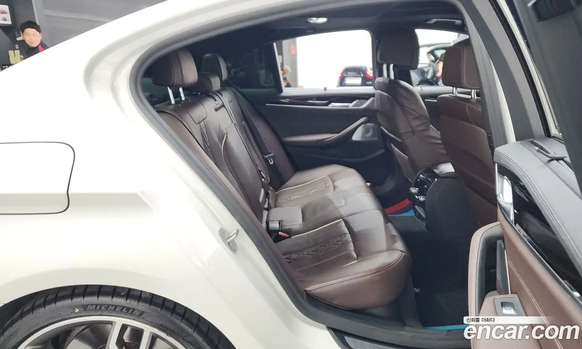 BMW 5 серия 2021 4.4 автомат (гидро), фото 17 BMW 5 серия 2021 4.4 автомат (гидро), фото 17