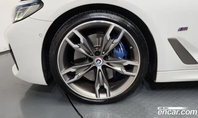 BMW 5 серия 2021 4.4 автомат (гидро), миниатюра 5 BMW 5 серия 2021 4.4 автомат (гидро), миниатюра 5