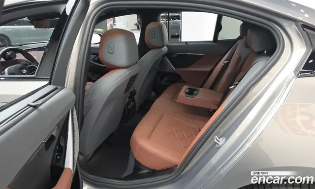 BMW 5 серия 2025 2.0 автомат (гидро), миниатюра 11