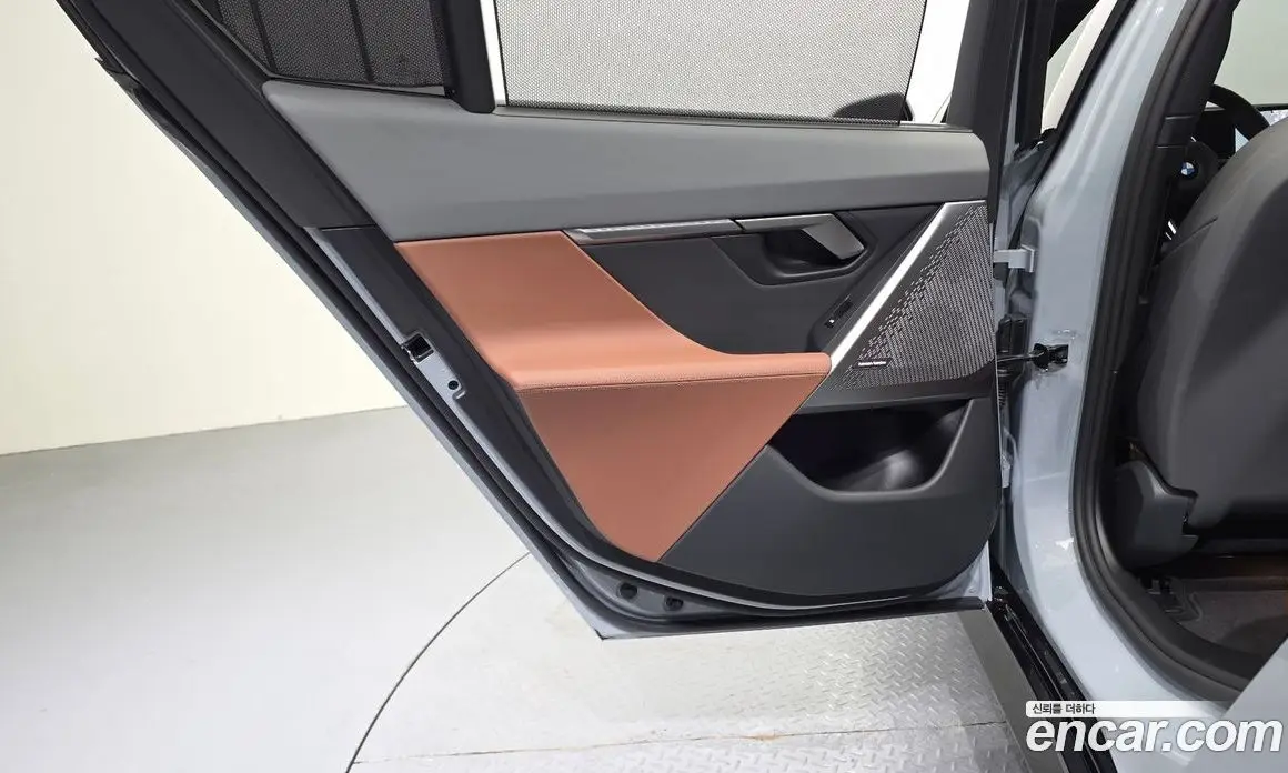 BMW 5 серия 2025 2.0 автомат (гидро), фото 15