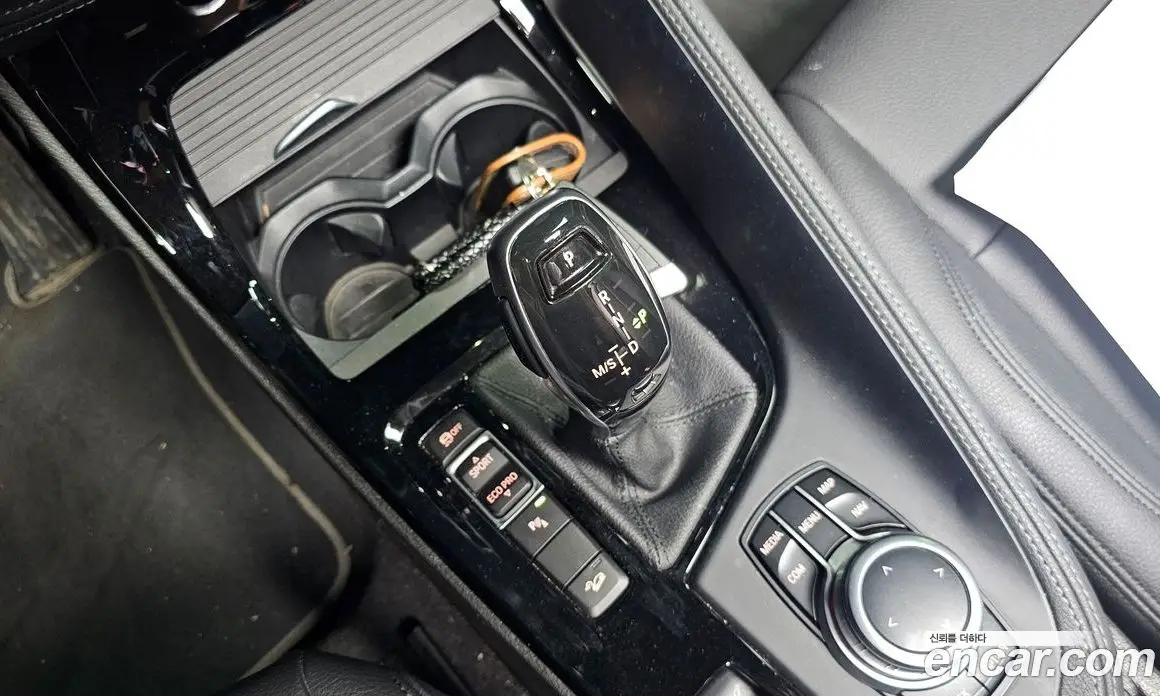 BMW X1 2021 2.0 автомат (гидро), фото 9 BMW X1 2021 2.0 автомат (гидро), фото 9