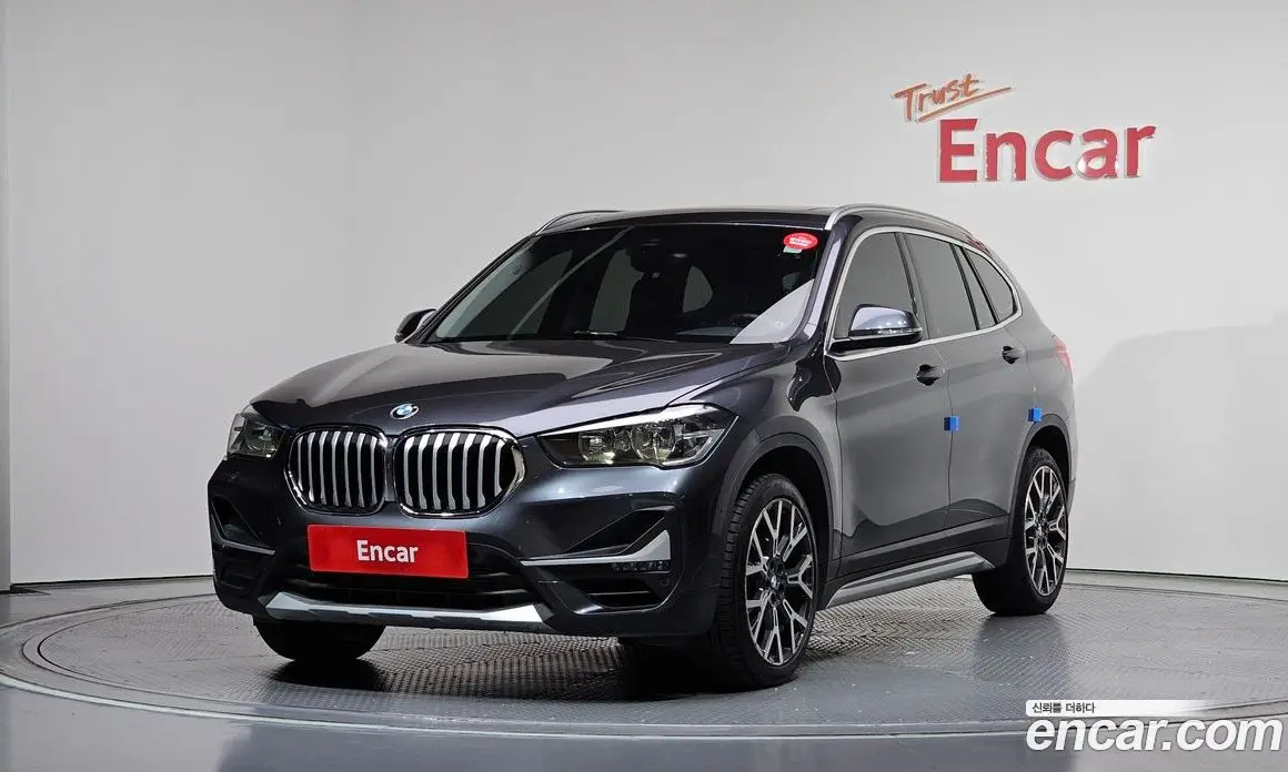 BMW X1 2022 2.0 автомат (гидро), фото 1 BMW X1 2022 2.0 автомат (гидро), фото 1