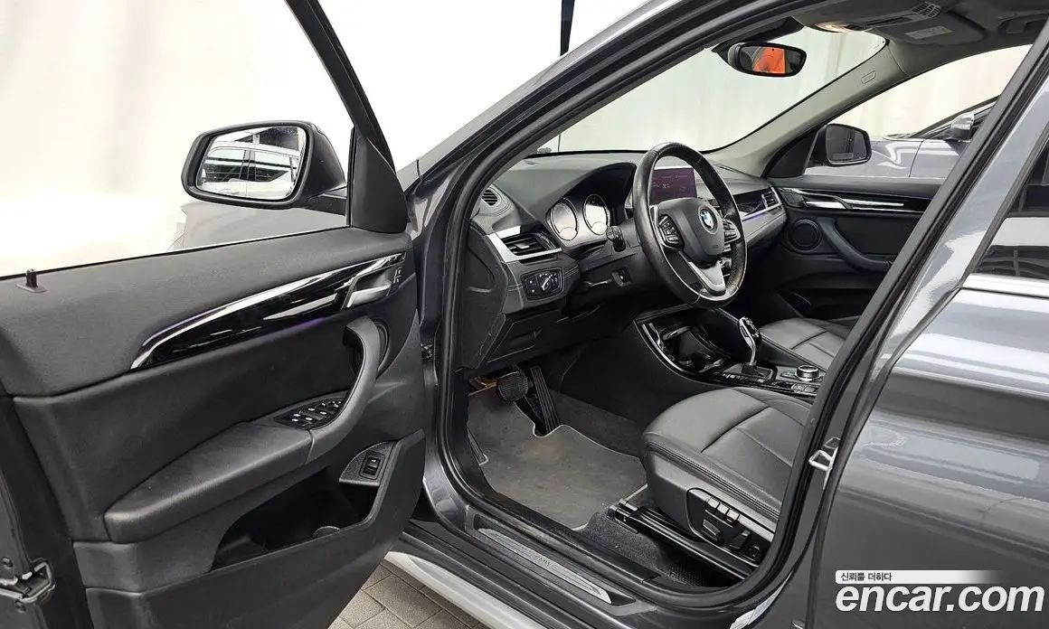 BMW X1 2022 2.0 автомат (гидро), фото 13 BMW X1 2022 2.0 автомат (гидро), фото 13