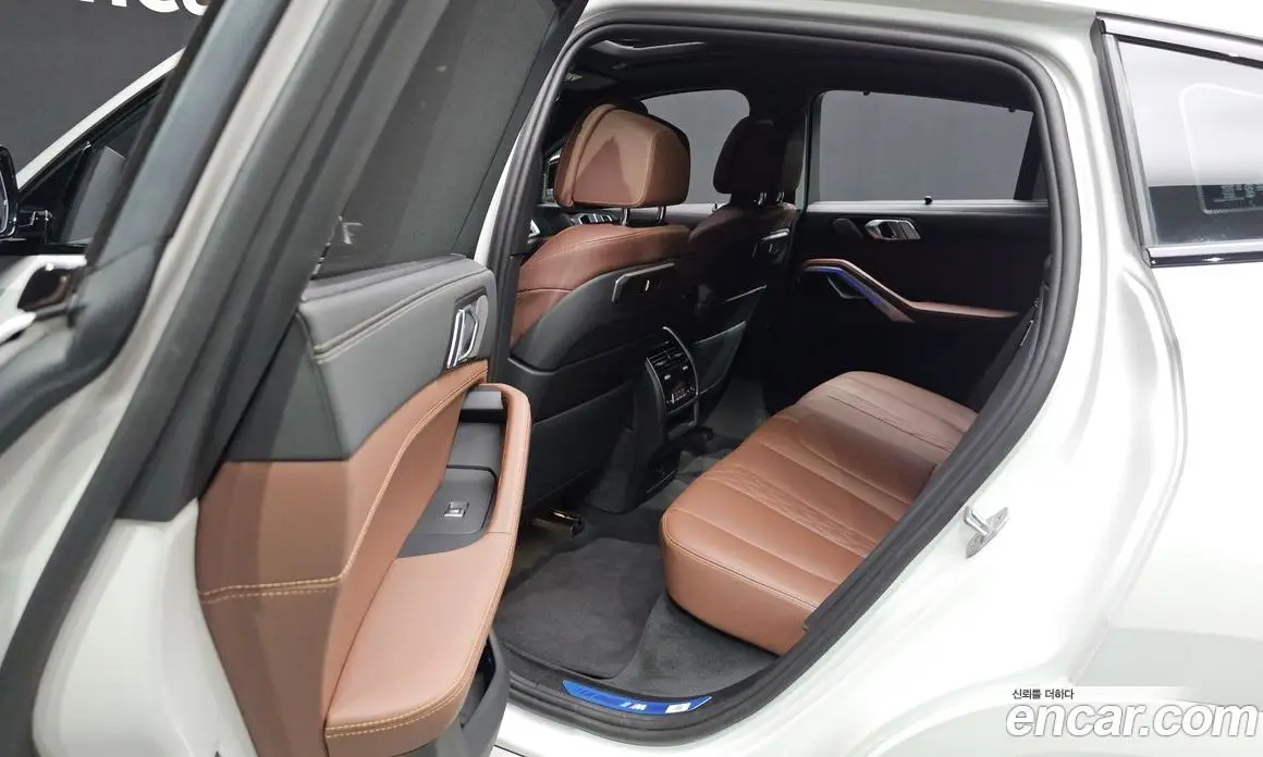 BMW X6 2024 3.0 автомат (гидро), фото 32 BMW X6 2024 3.0 автомат (гидро), фото 32