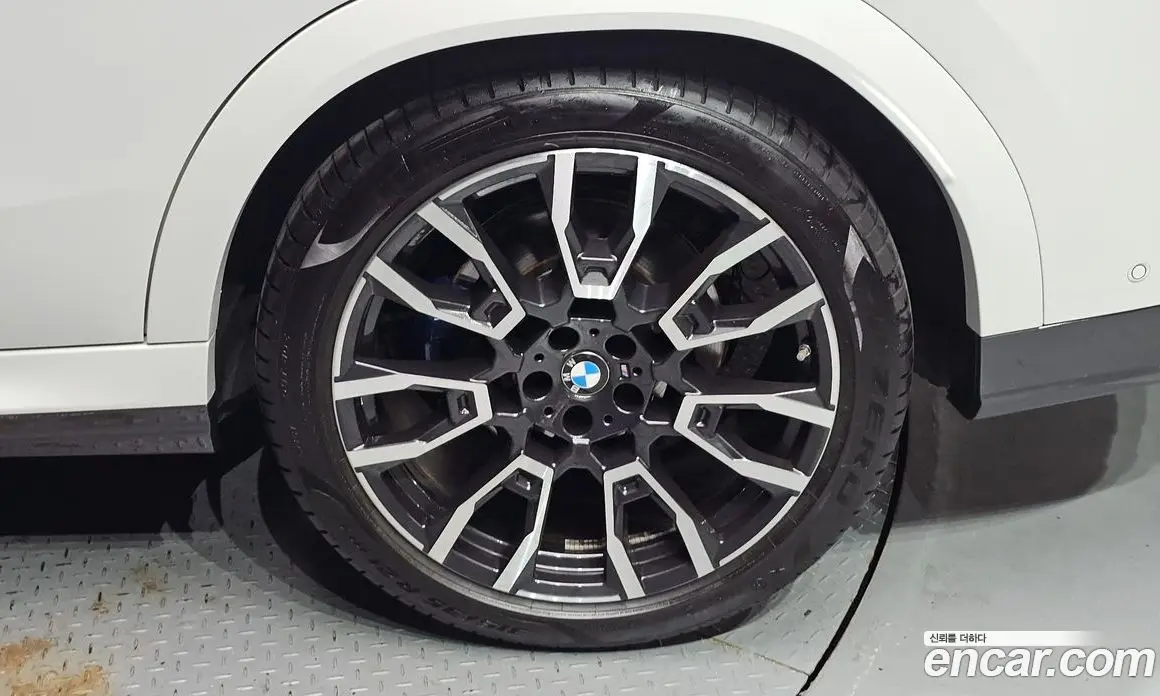 BMW X6 2024 3.0 автомат (гидро), фото 7 BMW X6 2024 3.0 автомат (гидро), фото 7