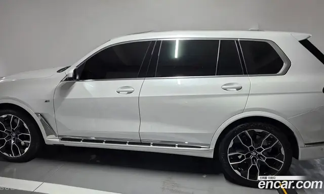 BMW X7 2025 3.0 автомат (гидро), миниатюра 1 BMW X7 2025 3.0 автомат (гидро), миниатюра 1