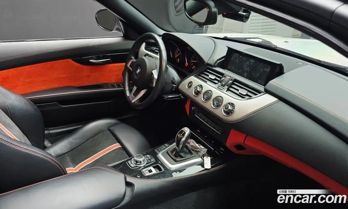 BMW Z4 2013 2.0 автомат (гидро), фото 18 BMW Z4 2013 2.0 автомат (гидро), фото 18