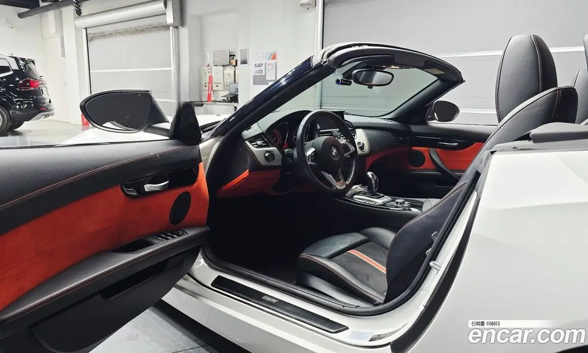 BMW Z4 2013 2.0 автомат (гидро), фото 10 BMW Z4 2013 2.0 автомат (гидро), фото 10