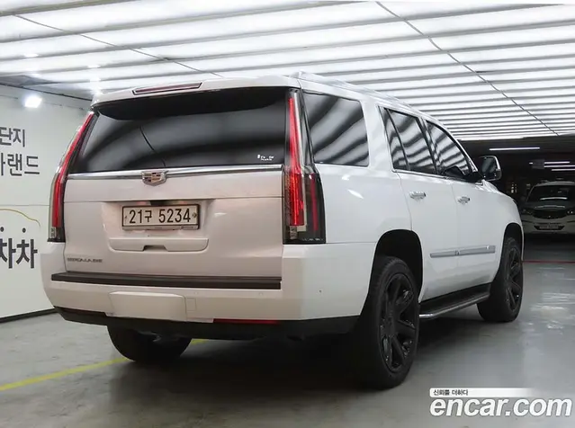 Cadillac Escalade 2017 6.2 автомат (гидро), миниатюра 4