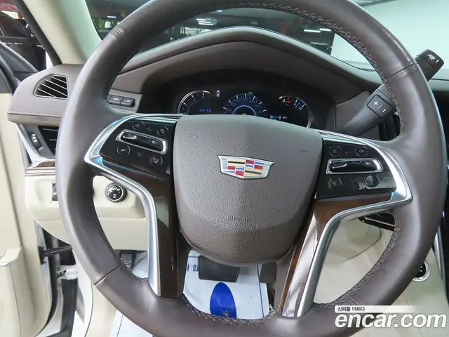 Cadillac Escalade 2017 6.2 автомат (гидро), миниатюра 8