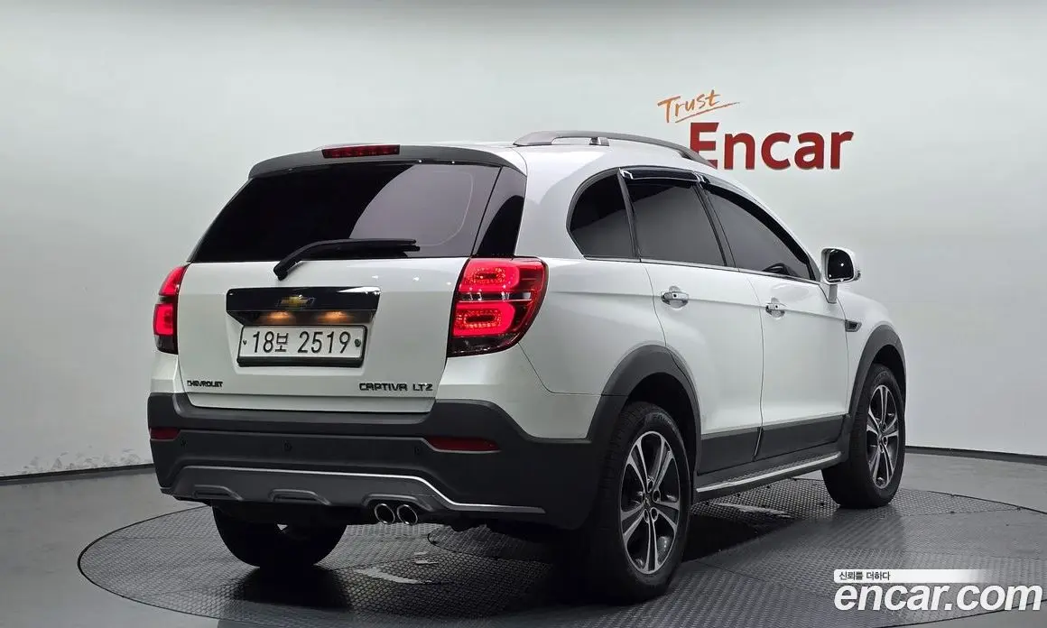 Chevrolet Captiva 2016 2.0 автомат (гидро), фото 2
