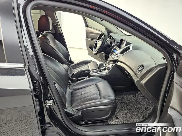 Chevrolet Cruze 2014 1.8 автомат (гидро), миниатюра 11 Chevrolet Cruze 2014 1.8 автомат (гидро), миниатюра 11