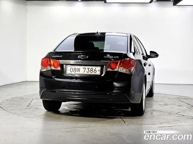 Chevrolet Cruze 2014 1.8 автомат (гидро), миниатюра 3 Chevrolet Cruze 2014 1.8 автомат (гидро), миниатюра 3