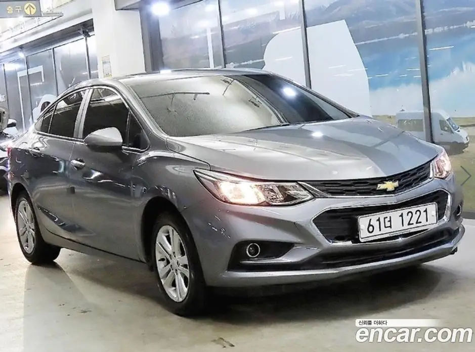 Chevrolet Cruze 2017 1.4 автомат (гидро), фото 1