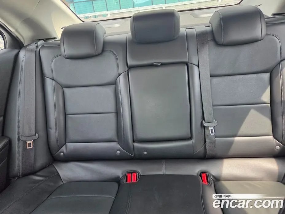 Chevrolet Malibu 2015 2.0 автомат (гидро), фото 16