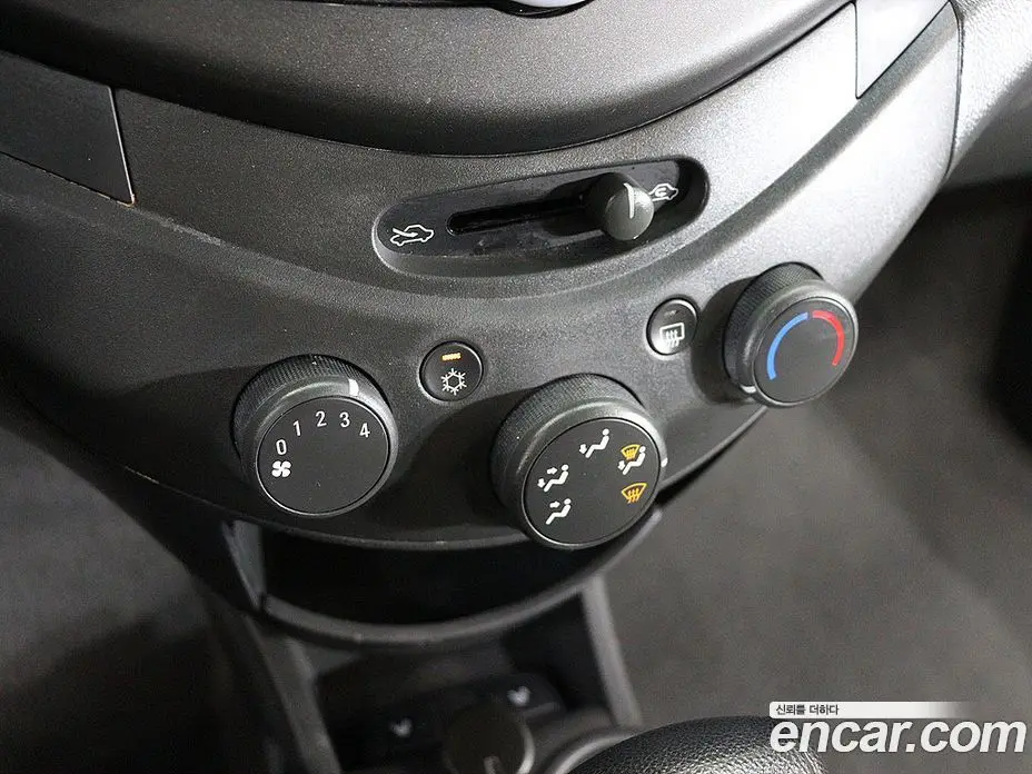 Chevrolet Spark 2012 1.0 автомат (гидро), фото 8 Chevrolet Spark 2012 1.0 автомат (гидро), фото 8