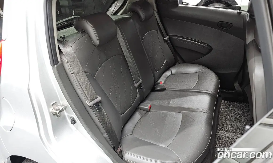 Chevrolet Spark 2014 1.0 автомат (гидро), фото 12 Chevrolet Spark 2014 1.0 автомат (гидро), фото 12