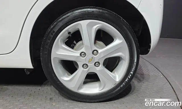 Chevrolet Spark 2015 1.0 автомат (гидро), миниатюра 7 Chevrolet Spark 2015 1.0 автомат (гидро), миниатюра 7