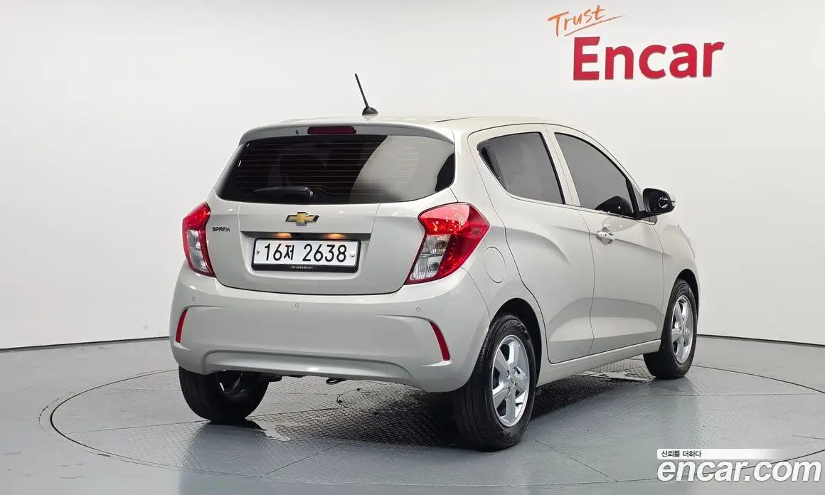 Chevrolet Spark 2019 1.0 автомат (гидро), фото 2
