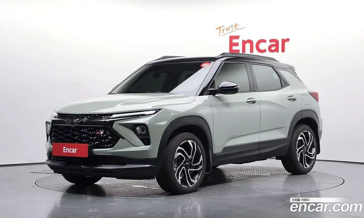 Chevrolet TrailBlazer 2023 1.3 автомат (гидро), фото 1