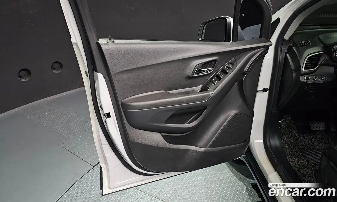 Chevrolet Trax 2017 1.4 автомат (гидро), фото 14 Chevrolet Trax 2017 1.4 автомат (гидро), фото 14