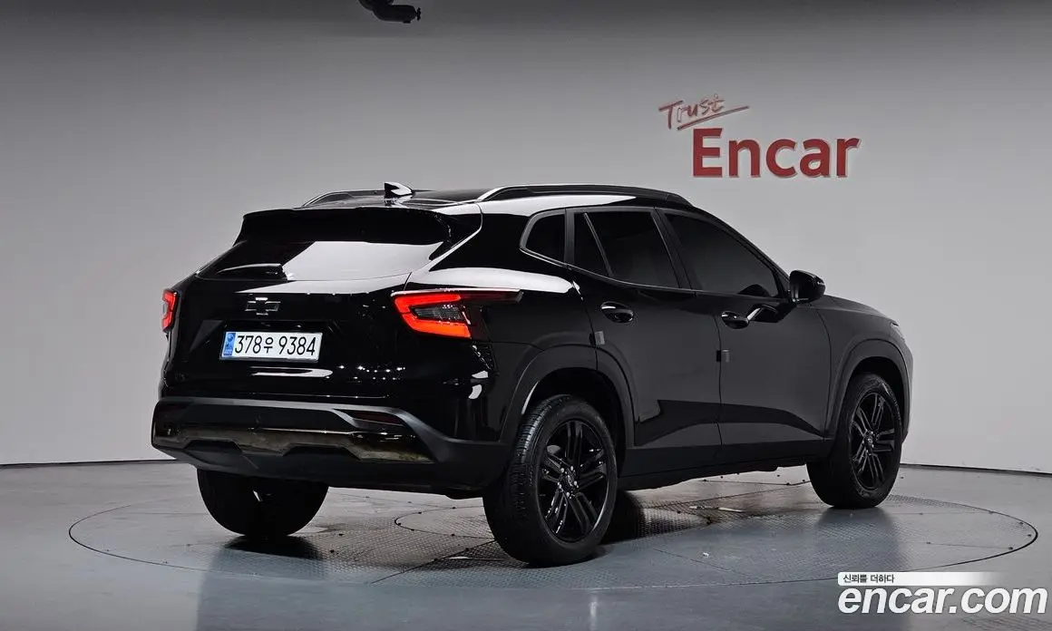 Chevrolet Trax 2023 1.2 автомат (гидро), фото 1