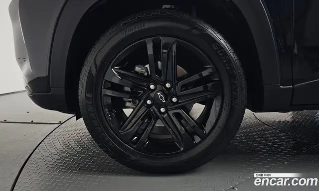 Chevrolet Trax 2023 1.2 автомат (гидро), миниатюра 4