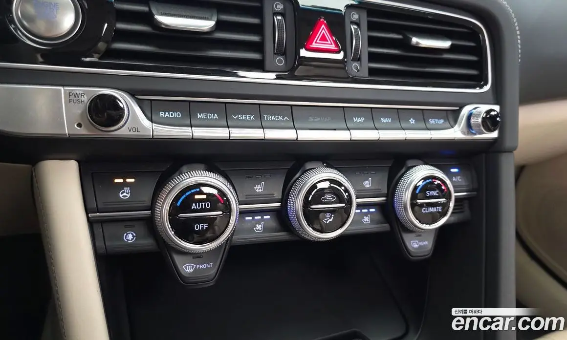 Genesis G70 2019 2.0 автомат (гидро), фото 23 Genesis G70 2019 2.0 автомат (гидро), фото 23