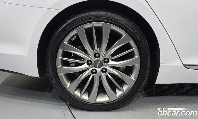 Genesis G80 2017 3.3 автомат (гидро), миниатюра 7 Genesis G80 2017 3.3 автомат (гидро), миниатюра 7