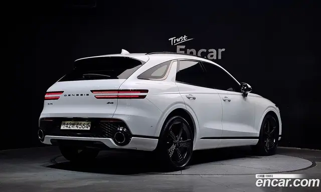 Genesis GV70 2021 2.5 автомат (гидро), миниатюра 2