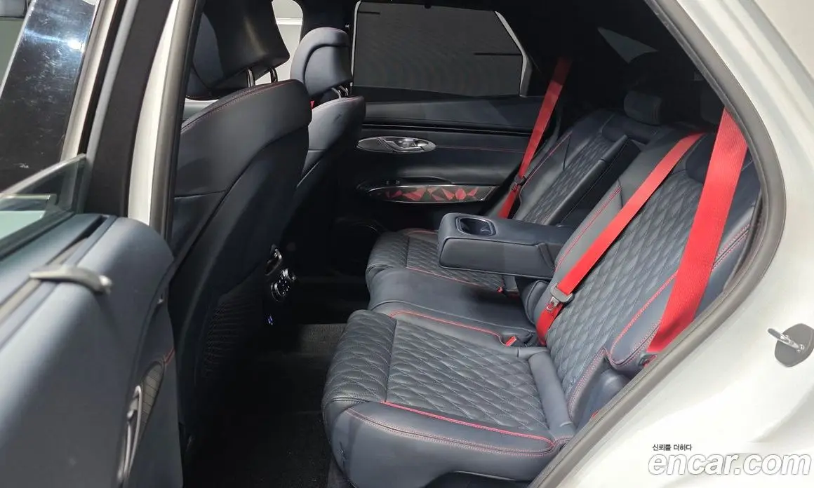 Genesis GV70 2021 2.5 автомат (гидро), фото 18