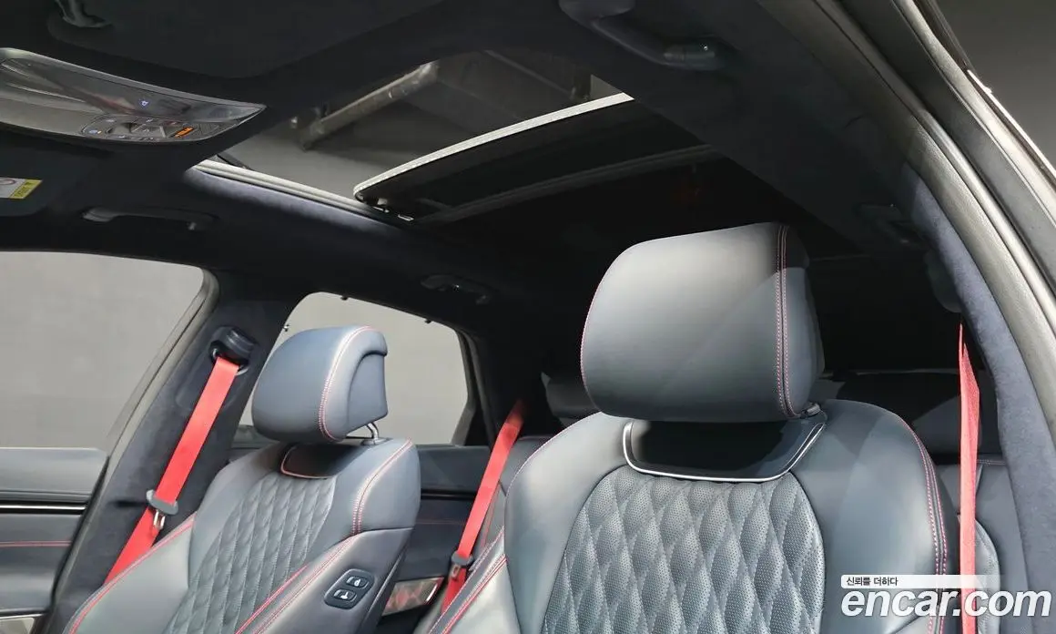 Genesis GV70 2021 2.5 автомат (гидро), фото 25