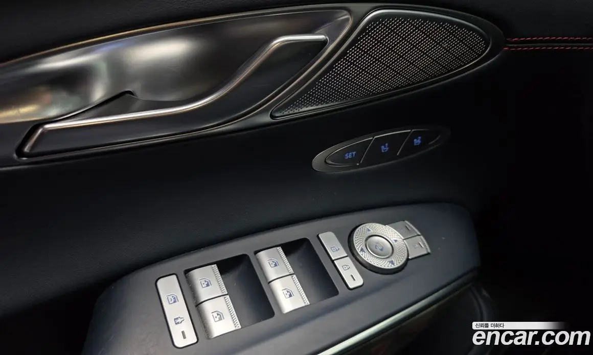 Genesis GV70 2021 2.5 автомат (гидро), фото 27