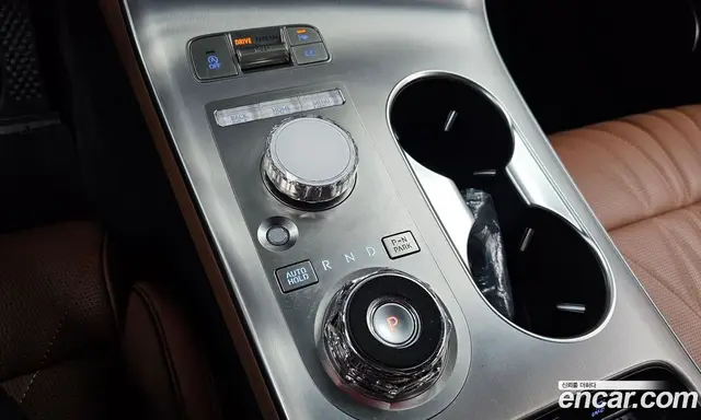 Genesis GV70 2024 2.5 автомат (гидро), миниатюра 9 Genesis GV70 2024 2.5 автомат (гидро), миниатюра 9