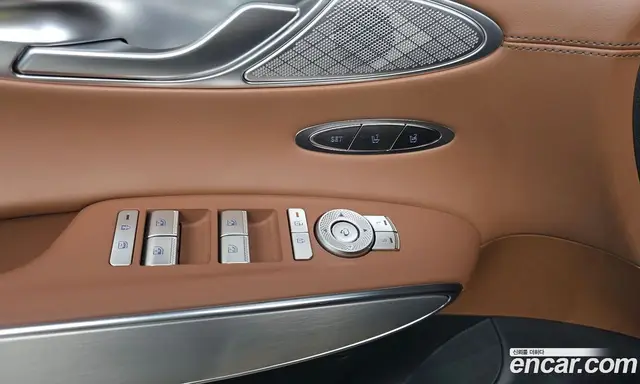 Genesis GV70 2024 2.5 автомат (гидро), миниатюра 11 Genesis GV70 2024 2.5 автомат (гидро), миниатюра 11