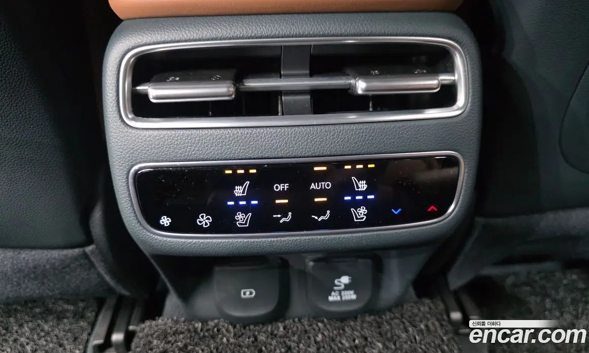 Genesis GV70 2024 2.5 автомат (гидро), фото 16 Genesis GV70 2024 2.5 автомат (гидро), фото 16