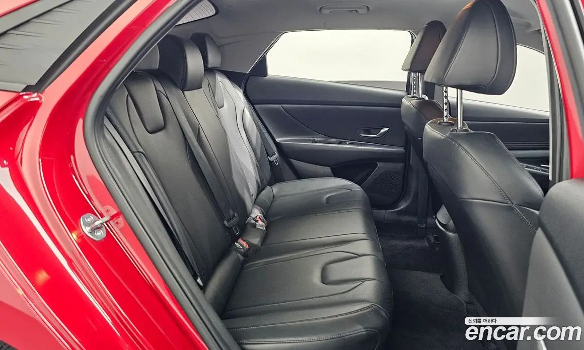 Hyundai Avante 2023 1.6 автомат (гидро), фото 17 Hyundai Avante 2023 1.6 автомат (гидро), фото 17