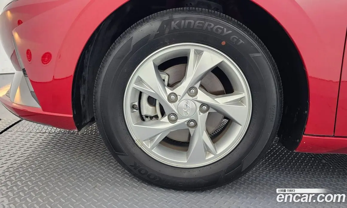 Hyundai Avante 2023 1.6 автомат (гидро), фото 4 Hyundai Avante 2023 1.6 автомат (гидро), фото 4
