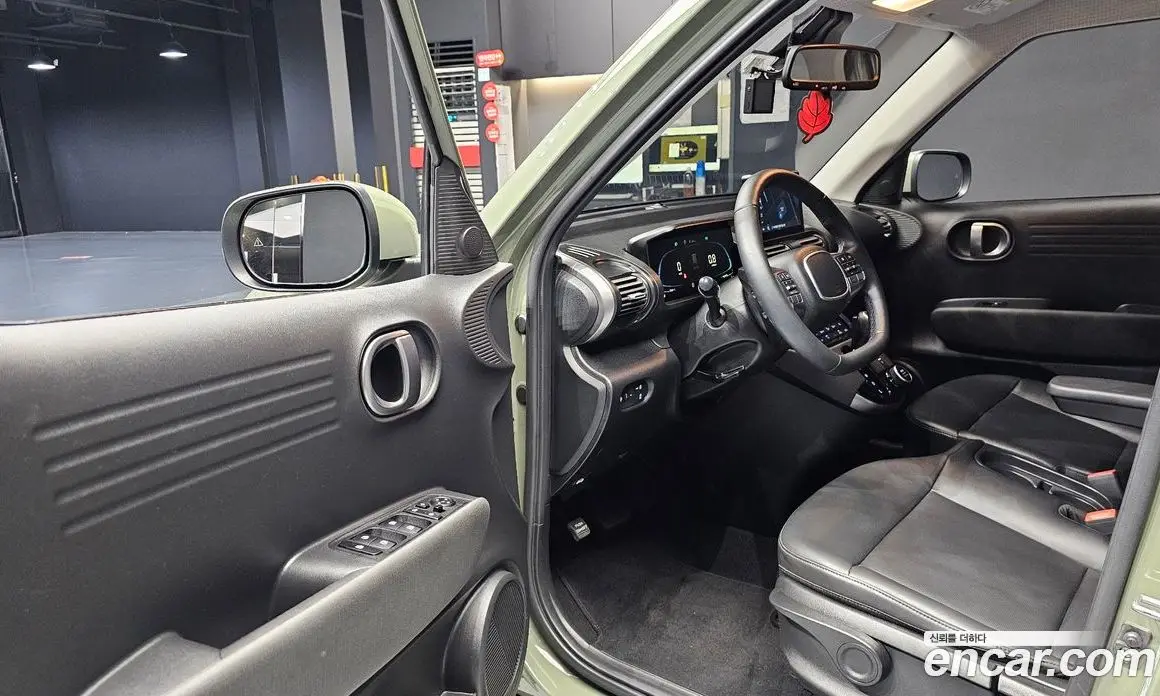 Hyundai Casper 2024 1.0 автомат (гидро), фото 12