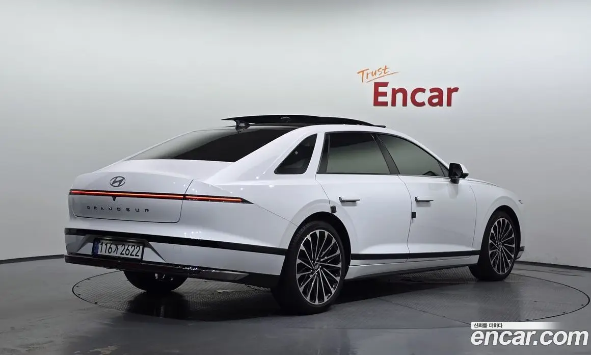 Hyundai Grandeur 2024 2.5 автомат (гидро), фото 2
